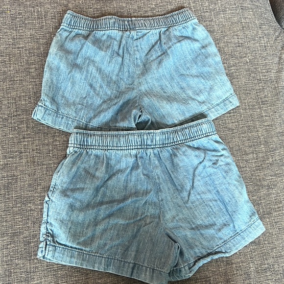 Old navy chambray shorts - Picture 2 of 3